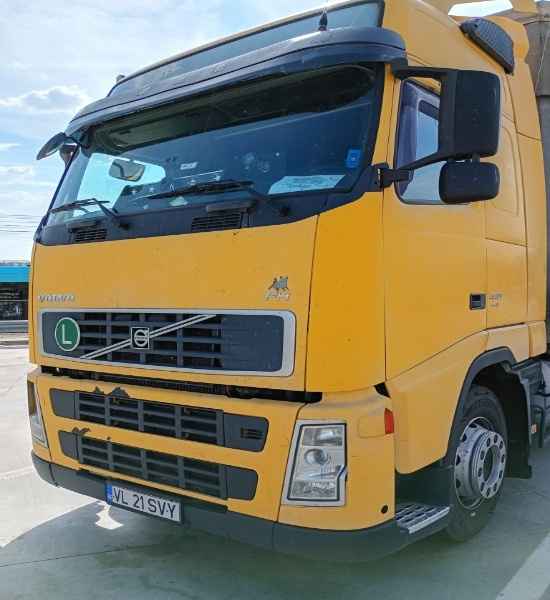 Camion de transport 9